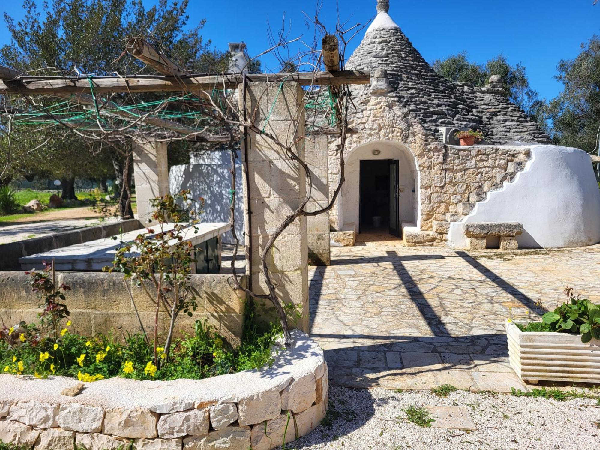 Trullo Incantevole Ostuni Luaran gambar